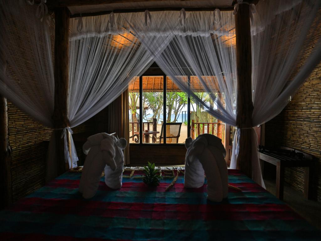 Thejan Beach Cabanas Bentota Oda fotoğraf