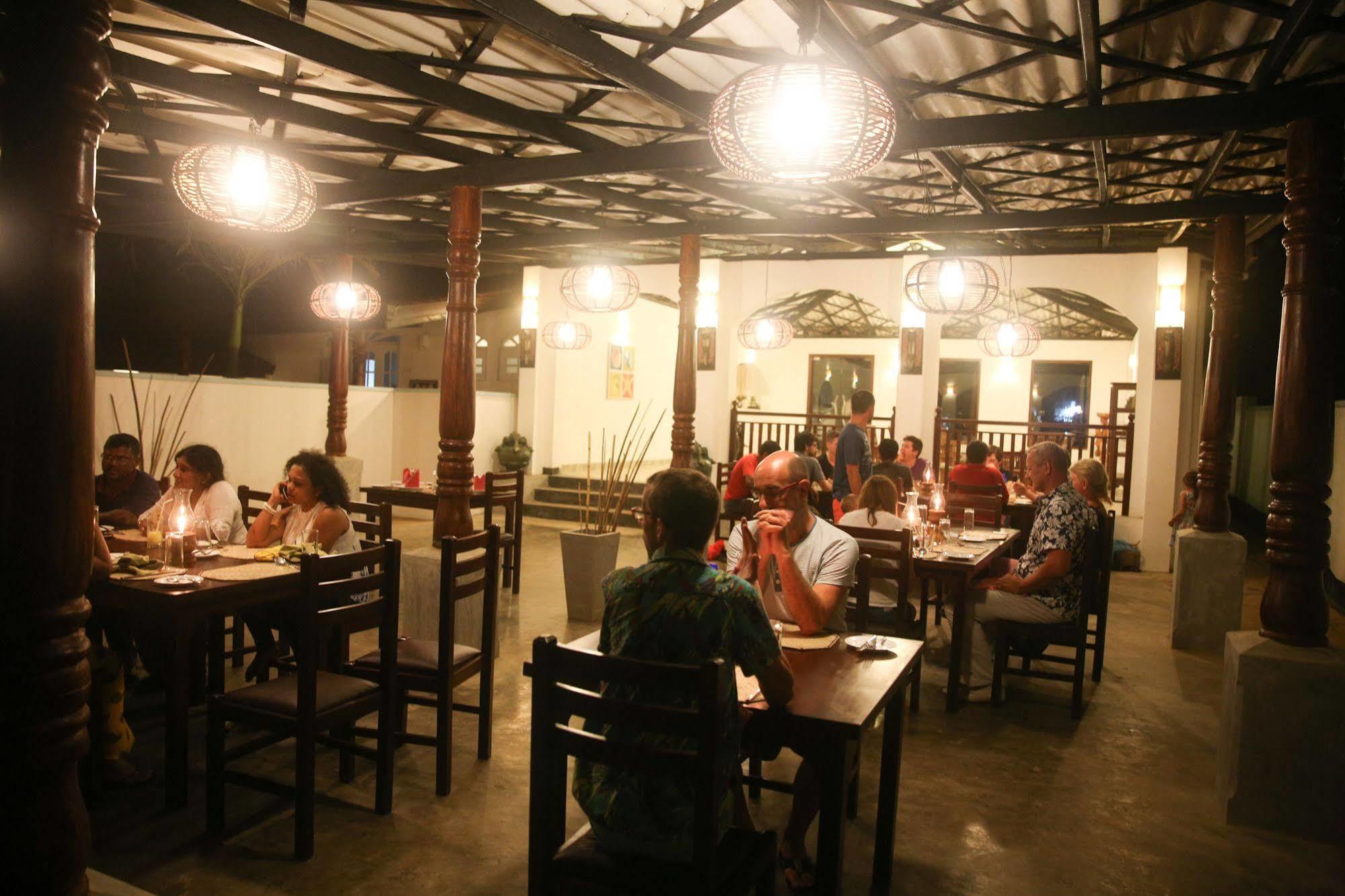 Thejan Beach Cabanas Bentota Dış mekan fotoğraf